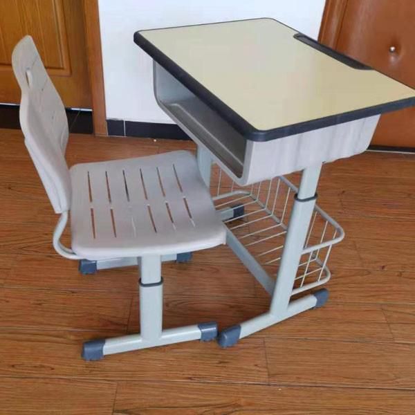 學生專用課桌椅